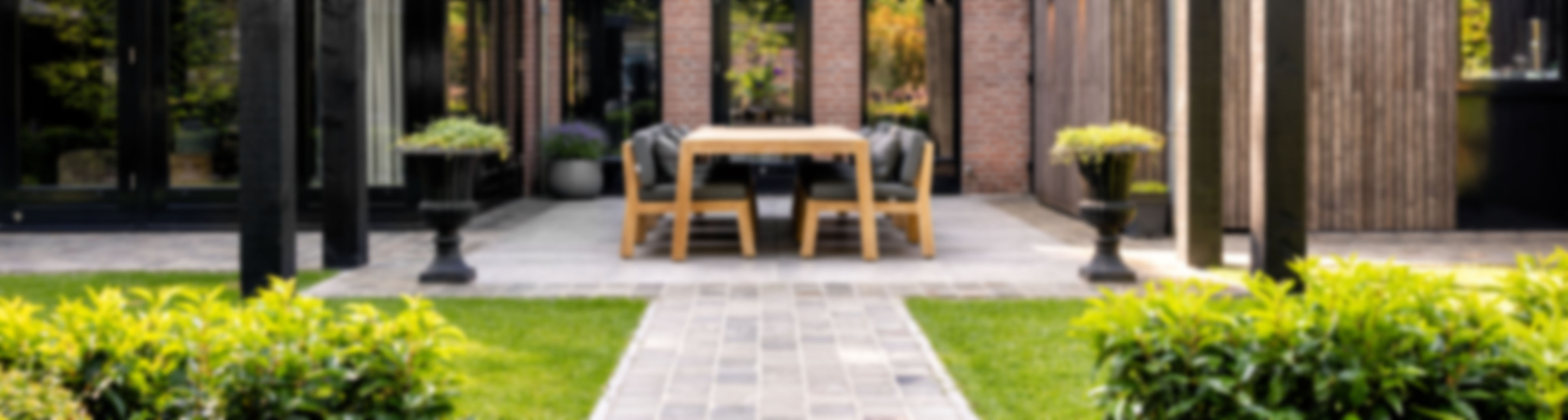 Gardenlux dealer banner